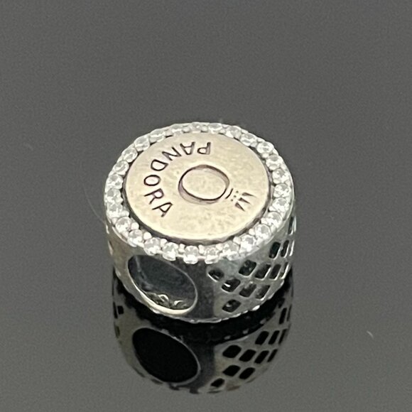 Pandora Day of the Dead Sugar Skull Charm Bead Charm Halloween Gift - Picture 3 of 4